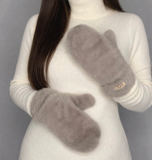 Kumštinės pirštinės